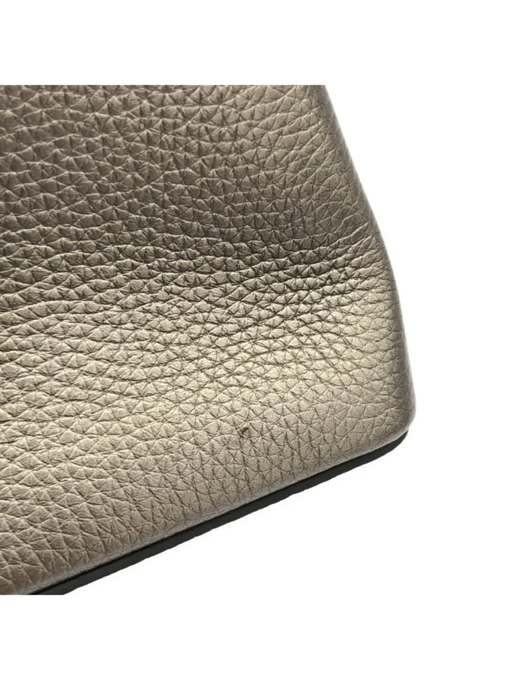 Louis Vuitton Capucines BB